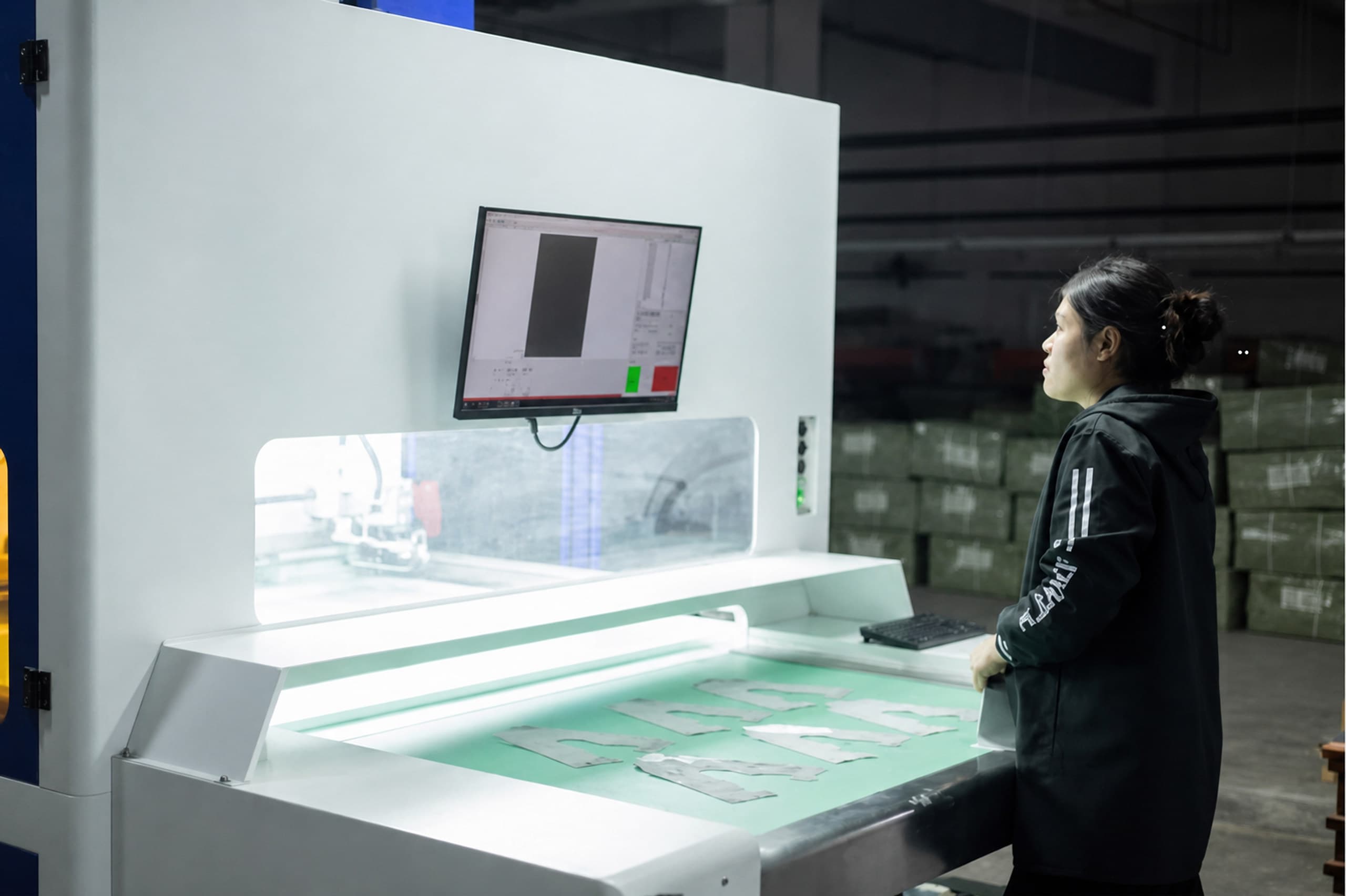 Digital cutting operation supporting footwear development